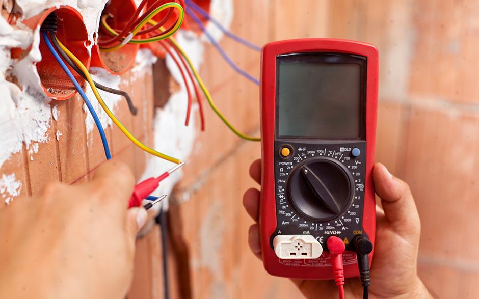recherche électricien bâtiment Paris 18